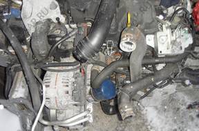 RENAULT CLIO III двигатель 1.5 DCI K9KT766 2010 год.