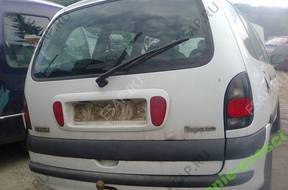 RENAULT ESPACE 00-05 2.2DCI двигатель с POMP WTRYSK.