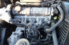 Renault Laguna 1 двигатель КОМПЛЕКТНЫЙ. 1.8 8V