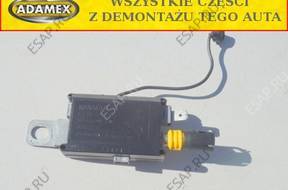 RENAULT LAGUNA II 2.0 2004 год - УСИЛИТЕЛЬ АНТЕНЫ