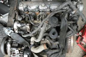 RENAULT LAGUNA II SCENIC 1.9 DCI 120KM F9K двигатель