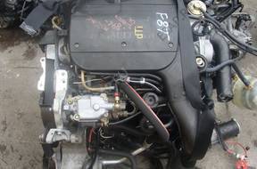 RENAULT LAGUNA  MEGANE SCENIC двигатель 1,9 DTI F8T