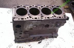 Renault Master Movana  блок цилиндров 2.5