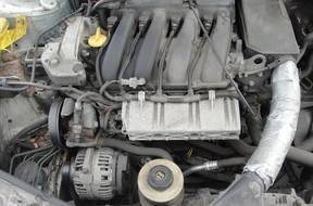 RENAULT MEGANE 1,6i K4M двигатель MOTOR