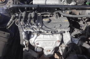 Renault megane 97r 1.6E двигатель benzynowy