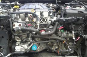 Renault megane III scenic III 2.0 16V двигатель 5ty