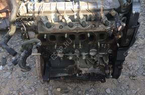 RENAULT MEGANE SCENIC 2,0  двигатель