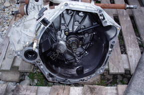 RENAULT SCENIC 1,5 DCI 106PS КОРОБКА ПЕРЕДАЧ