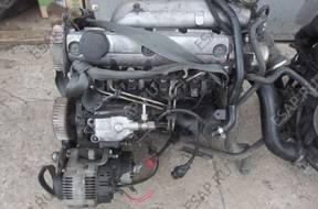 RENAULT SCENIC 1.9 DTI двигатель F8T