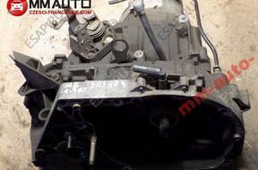 RENAULT SCENIC II 1.6 16V КОРОБКА ПЕРЕДАЧW JR5104