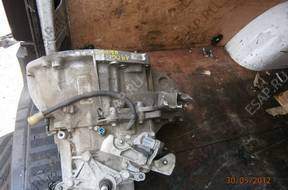 RENAULT  SCENIC II  1.9 DCI  КОРОБКА ПЕРЕДАЧ 2006