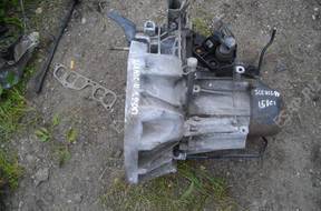 RENAULT SCENIC II 2 1.5 DCI КОРОБКА ПЕРЕДАЧ JR5131