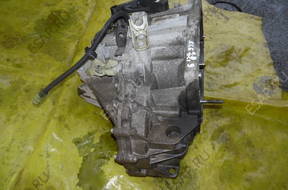 RENAULT SCENIC III 1.9 DCI КОРОБКА ПЕРЕДАЧW ND4 004