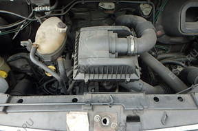 RENAULT TRAFIC OPEL VIVARO 2006 год 2.5 DCI двигатель
