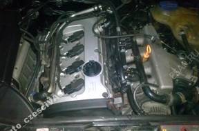 Skoda Seat двигатель 1.8 20V APG еще на машине do odpalenia