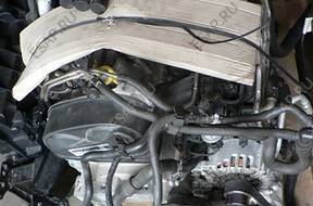SKODA YETI двигатель CYV бензиновый комплектный 31243 km