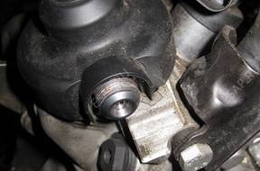 топливный насос VW T5 T6   CAA CFC 03L130755J