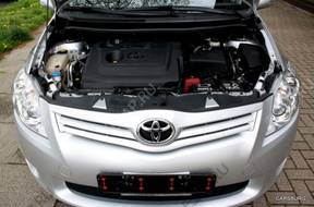 TOYOTA AURIS 07-2009 год КОРОБКА ПЕРЕДАЧ 1.4 D4D 90KM