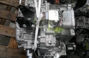 TOYOTA AURIS 1,8 HYBRYDA 13-16 год, КОРОБКА ПЕРЕДАЧ