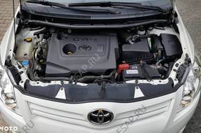 TOYOTA AURIS 1.4 D4D  10-12 год, двигатель комплектный