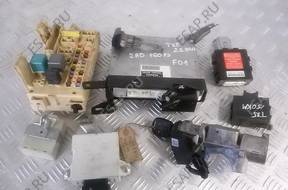 TOYOTA AVENSIS T25 2,2 D4D БЛОК УПРАВЛЕНИЯ 89661 05C81