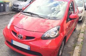 TOYOTA AYGO 1.0 12V двигатель 1KR 107 CITROEN C1