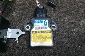 TOYOTA БЛОК УПРАВЛЕНИЯ МОДУЛЬ ODCHYLENIA 89183-48030