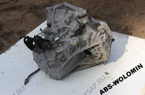TOYOTA COROLLA КОРОБКА ПЕРЕДАЧW 1.4 D4D 2013 2016