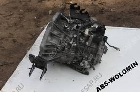 TOYOTA COROLLA КОРОБКА ПЕРЕДАЧW 1.4 D4D 2013 2016