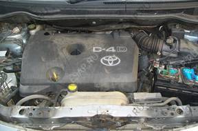 TOYOTA COROLLA VERSO 04-08 2.2 D4D 136 л.с. двигатель