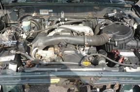 TOYOTA LANDCRUISER 90 двигатель 3.0 TD SKRZYNIA KMPL