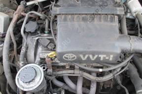 TOYOTA YARIS 02 1.0 VVT-и двигатель 1SZ-FE