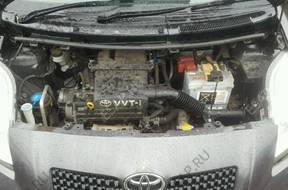 TOYOTA YARIS II 1,3 VVTI 2SZ FE 06-11 двигатель 102TY