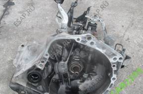 TOYOTA YARIS II КОРОБКА ПЕРЕДАЧW 1,3 VVT-I