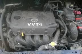TOYOTA YARIS VERSO двигатель 1,3 VVT-и
