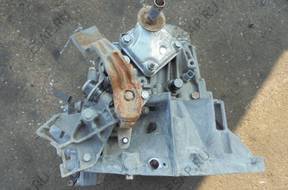 ULYSSE C8 807 2.0 JTD HDI КОРОБКА ПЕРЕДАЧW 20LM24