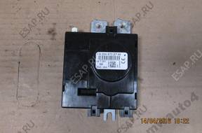 УСИЛИТЕЛЬ АНТЕННЫ 2048702789 Mercedes C klasa 204