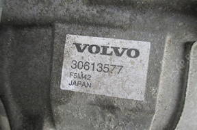 VOLVO V40 S40 КОРОБКА ПЕРЕДАЧW 30613577 F5M42 1.8