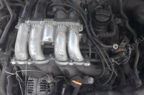 VW AUDI A3 двигатель APG 1.8 5V