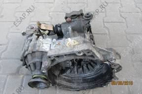 VW GOLF 3-1.8 КОРОБКА ПЕРЕДАЧW