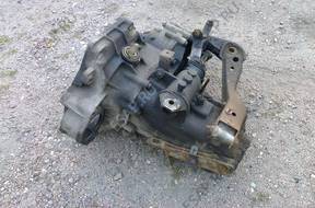 VW Golf II 85-1991 год. 1,6 БЕНЗИН КОРОБКА ПЕРЕДАЧw