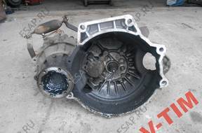 VW GOLF III 1,8 КОРОБКА ПЕРЕДАЧW  KRAKW