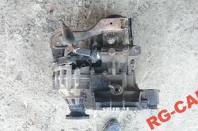 VW GOLF III 1,8 КОРОБКА ПЕРЕДАЧW  KRAKW