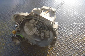 VW GOLF III 1.6 8 V КОРОБКА ПЕРЕДАЧW DGH