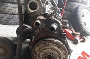 VW GOLF III двигатель 1,6  KRAK