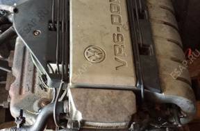 VW Golf Passat Sharan двигатель 2,8 VR6 AAA 174kM
