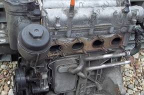 VW GOLF V 1.6 FSI 2005 год - двигатель BAG 046 142