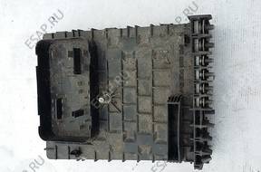 VW Golf V Plus БЛОК 1K0937125B
