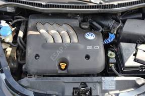 VW NEW BEETLE 2.0 8V КОРОБКА ПЕРЕДАЧW KOD: EBP