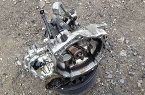 VW NEW BEETLE GOLF 1.6 КОРОБКА ПЕРЕДАЧW FCH